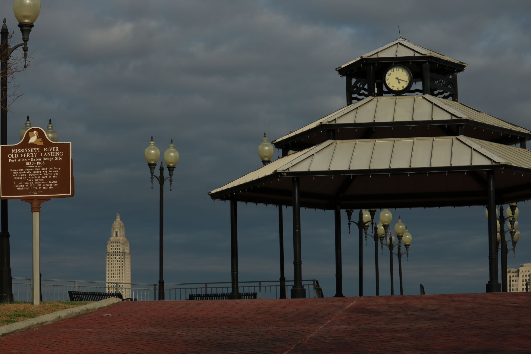 Port Allen levee top